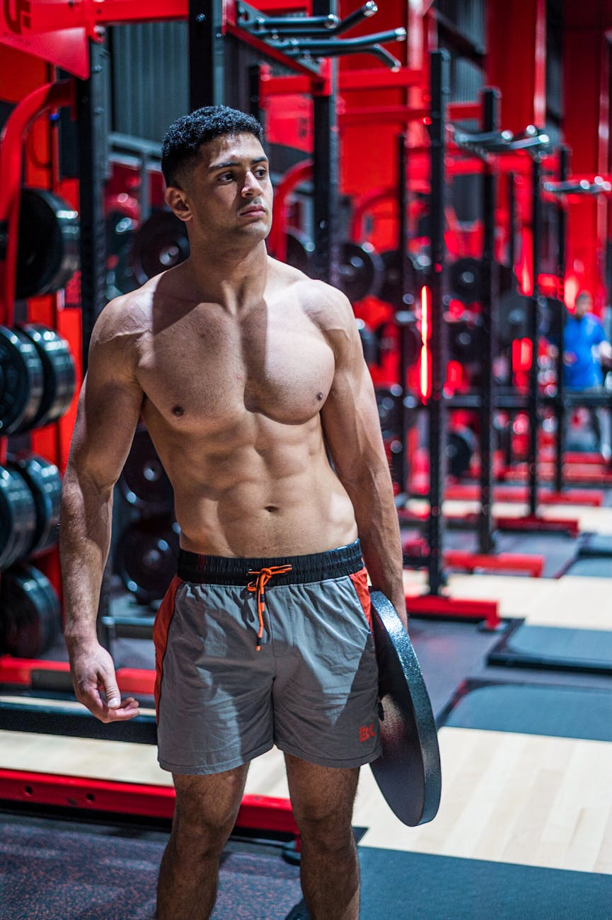 How Fitness Improves Confidence Without Chasing Aesthetics